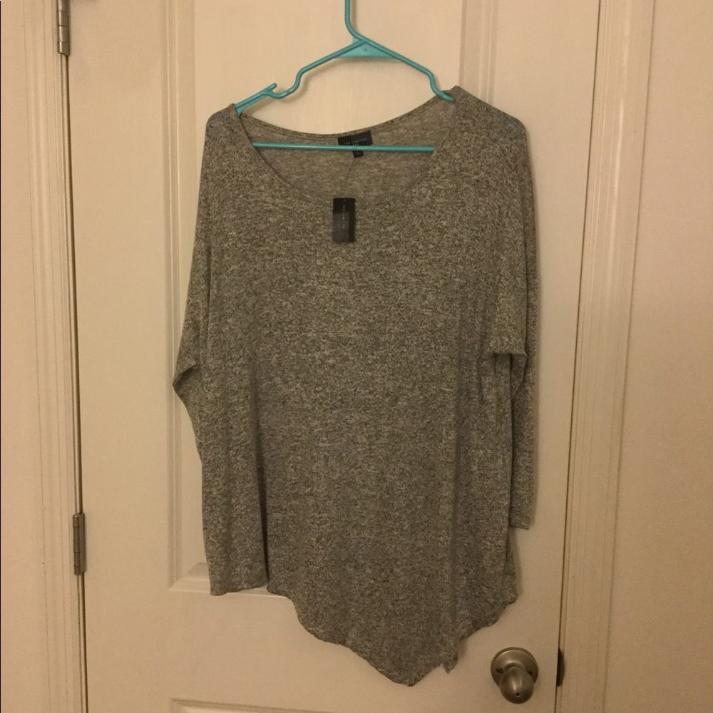 Grey sweater tee